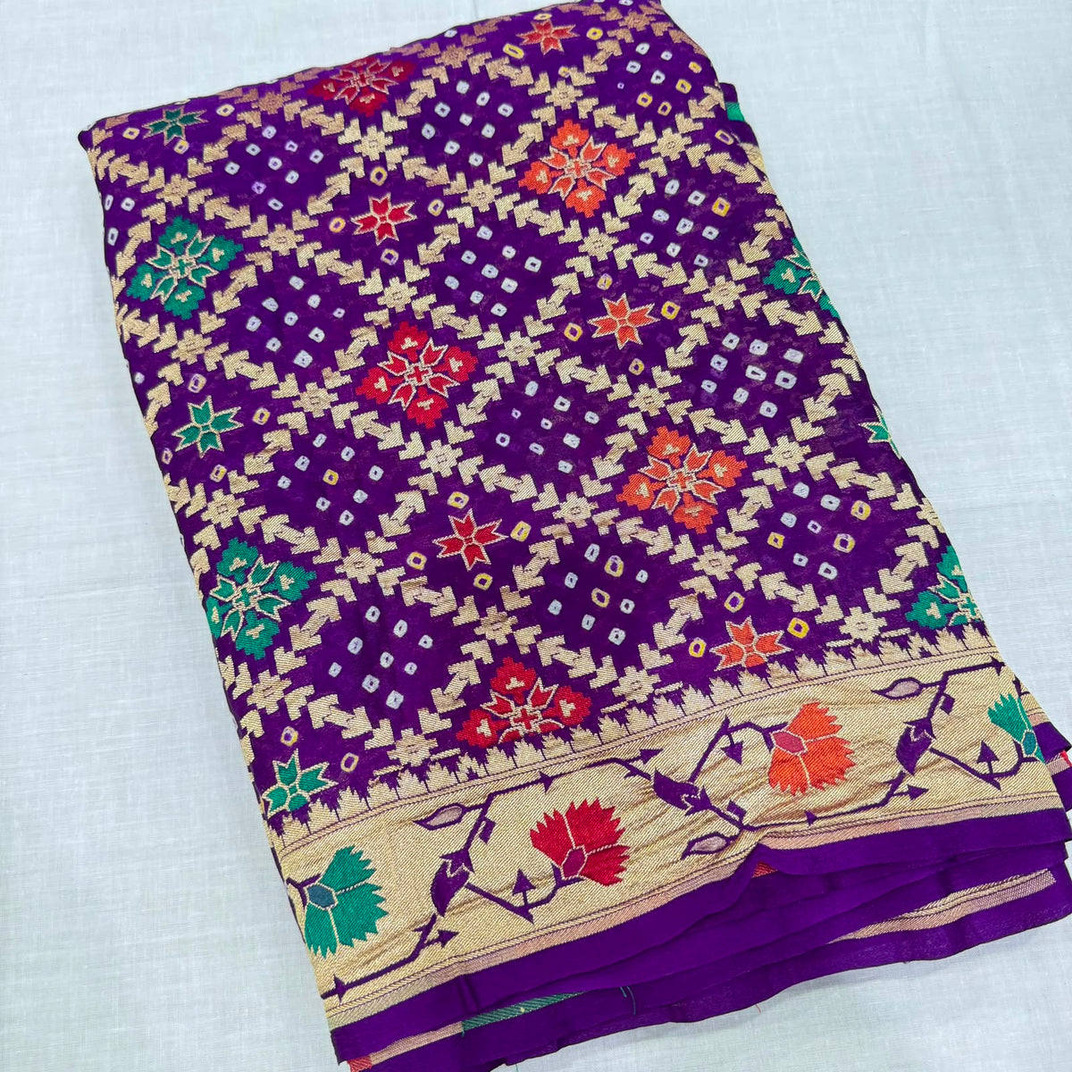 Pure Georgette Banarasi Bandhani Saree – Royal Purple with Meenakari Floral Jaal & Zari Border (co17 274)