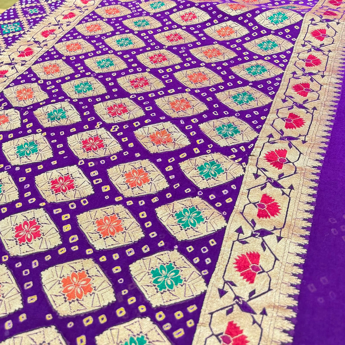 Pure Georgette Banarasi Bandhani Saree – Royal Purple with Meenakari Floral Jaal & Zari Border (co17 274)
