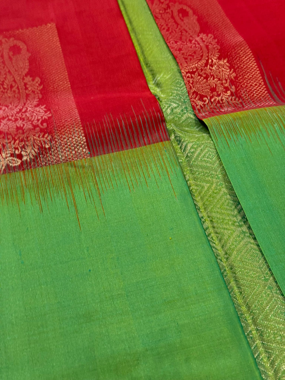 Pure Handloom Kanjivaram Silk Saree – Crimson Red & Parrot Green Half-and-Half Drape (C019-011)