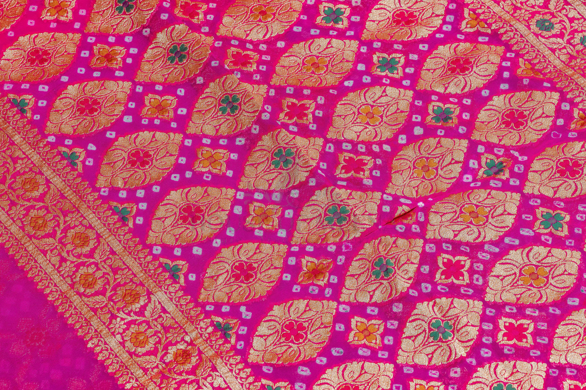 Classic Bandhani Saree with Intricate Zari Motifs and Contrast Border (C011 027)