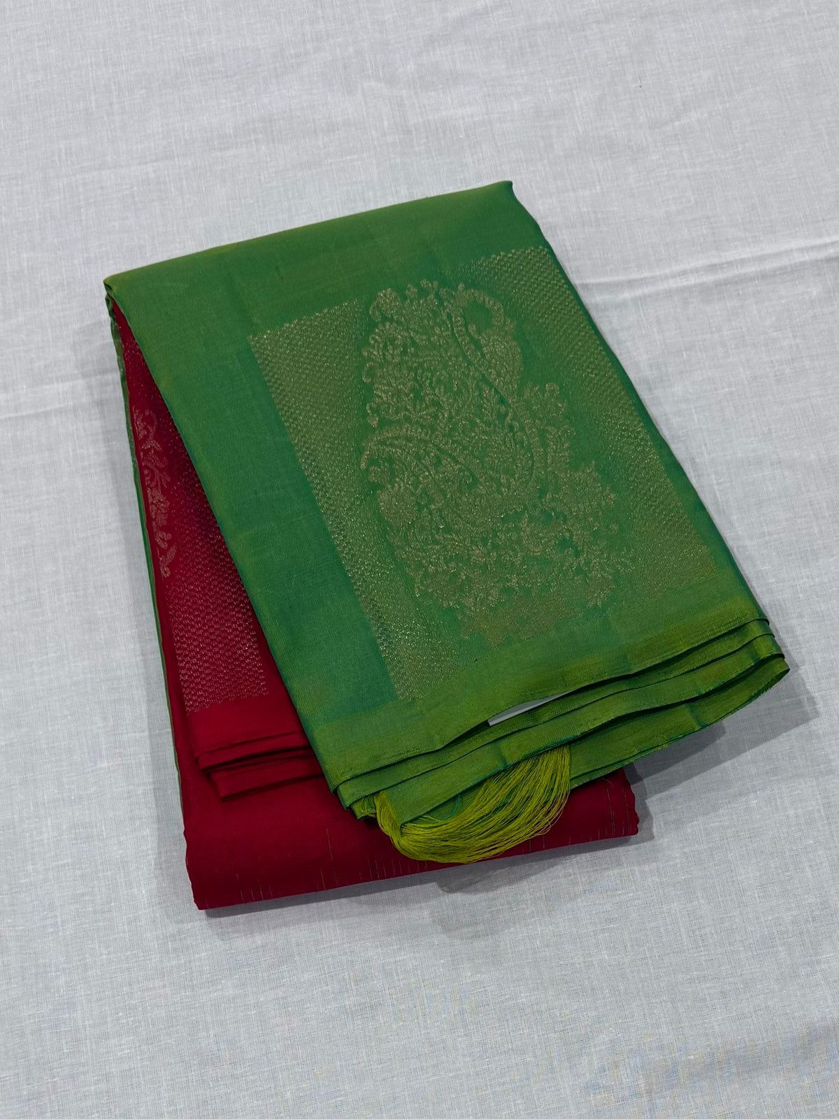 Pure Handloom Kanjivaram Silk Saree – Crimson Red & Parrot Green Half-and-Half Drape (C019-011)